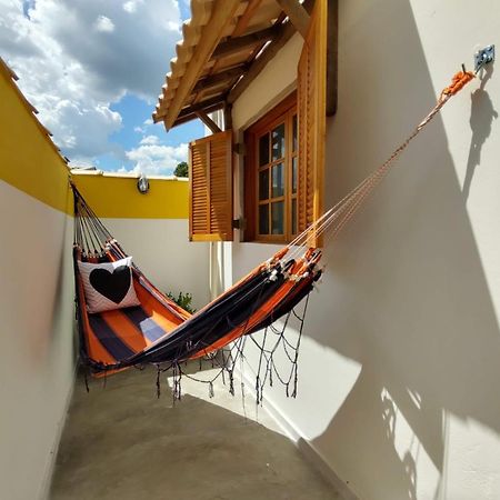 Casa De Tijolinho Hospedagem Кунха Екстериор снимка